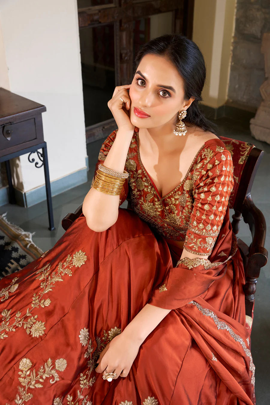 Silk • Gold • Sagai